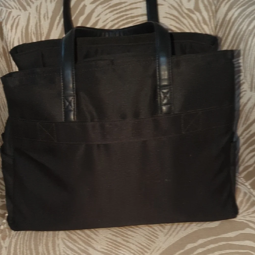 Essential Large Black Carry On Bag